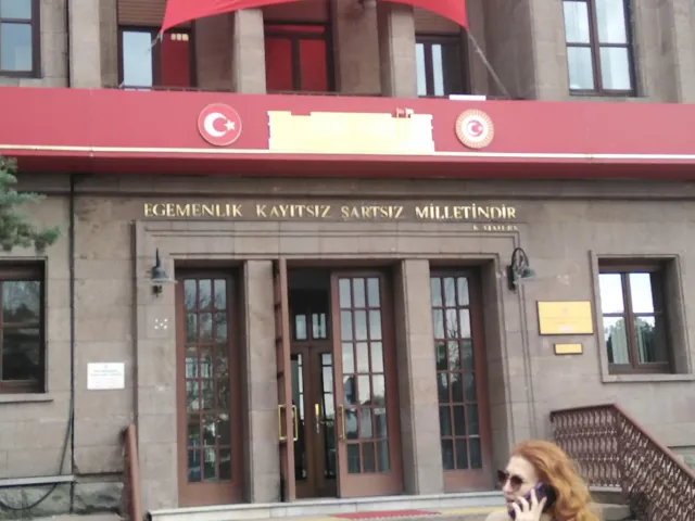Olgunlar Kitapçılar Çarşısı