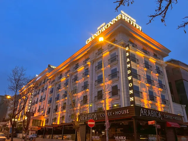 Grand Wonne Hotel