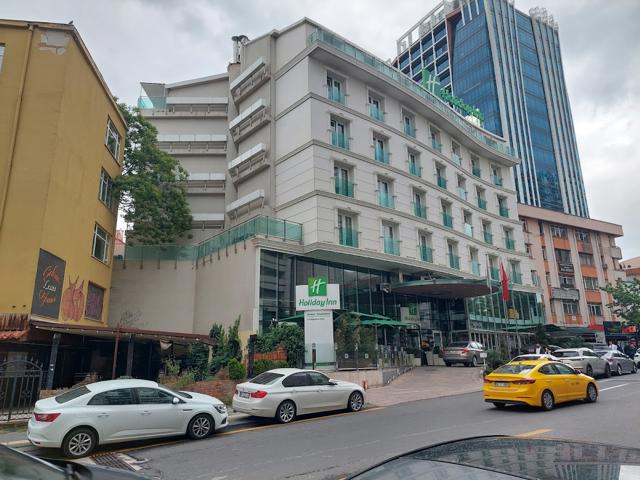 Holiday Inn Ankara Kavaklıdere — Kızılay mağaza