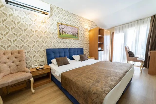 Konur Hotel