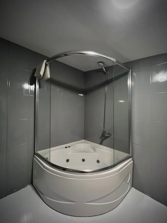 Ardos Park Hotel