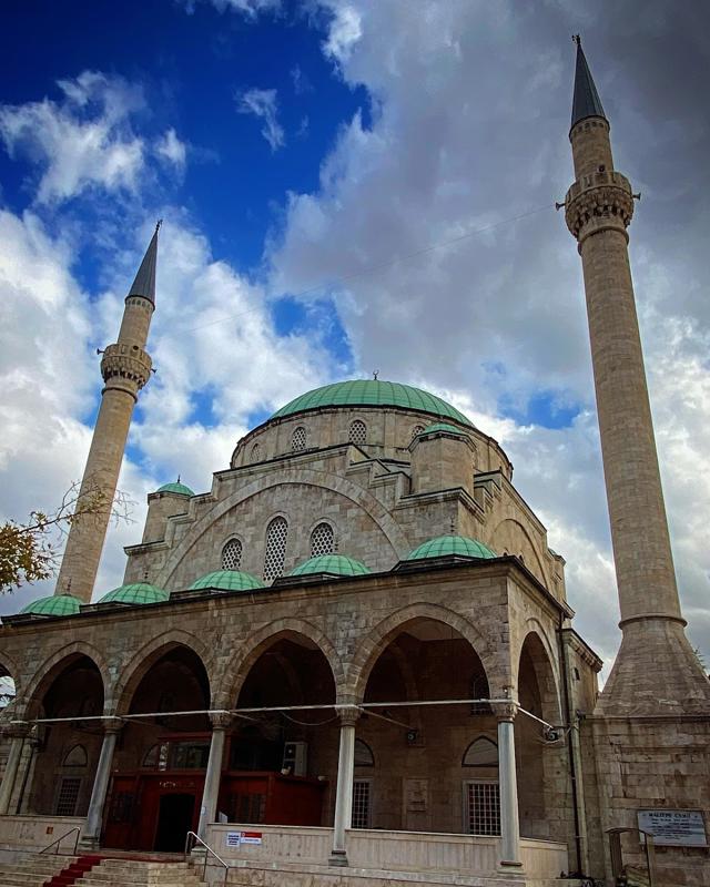 Maltepe Cami — Kızılay mağaza