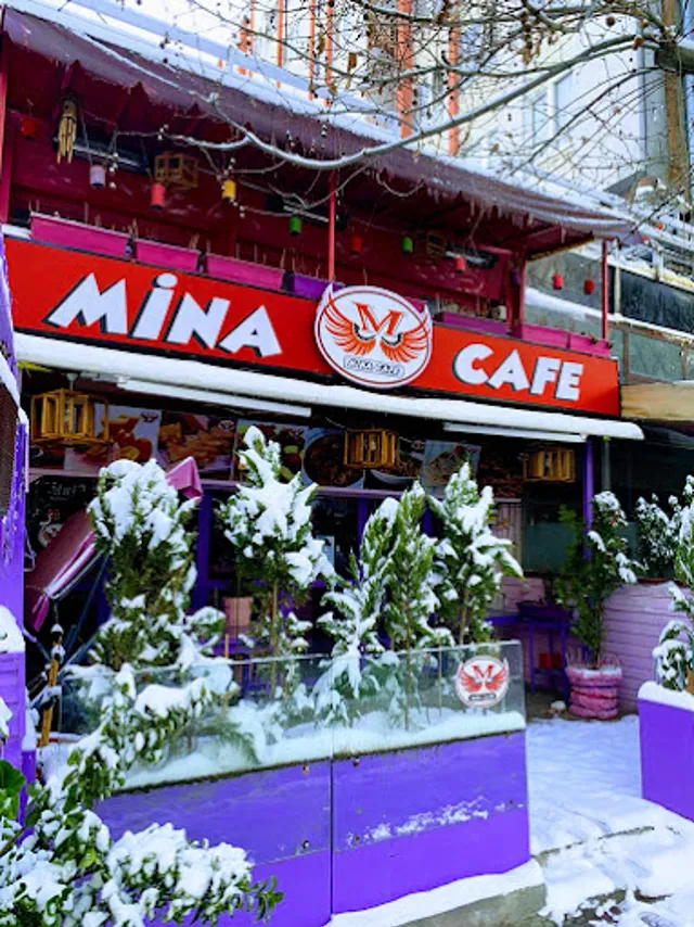 Mina Fal Cafe