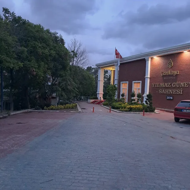 Çankaya Belediyesi Yılmaz Güney Sahnesi