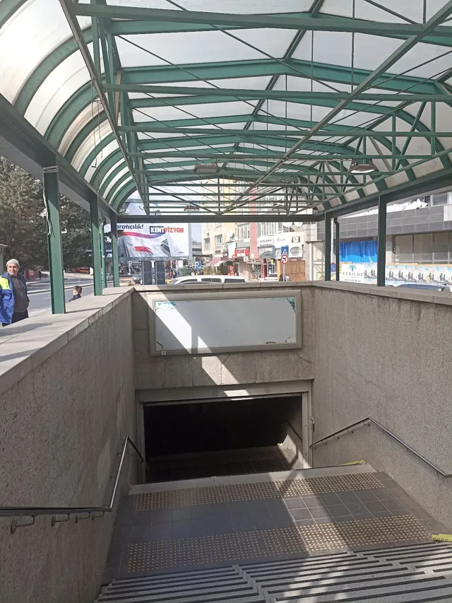 Demirtepe Metro
