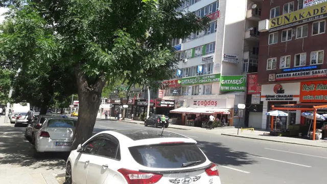 Mithatpaşa Vergi Dairesi