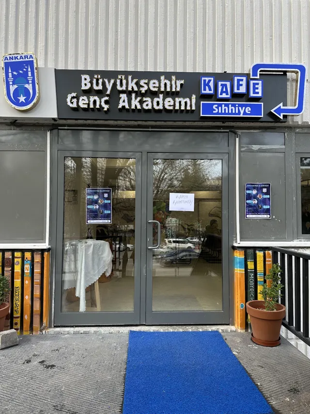 Büyükşehir Genç Akademi Kafe-Kütüphane