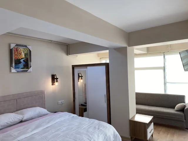 Hall Inn Hotel