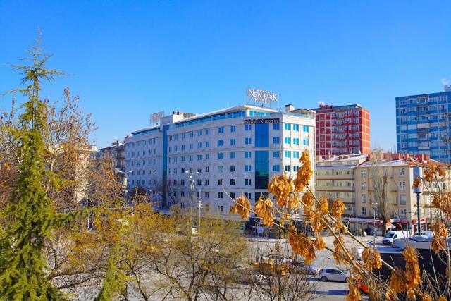 New Park Hotel — Kızılay mağaza